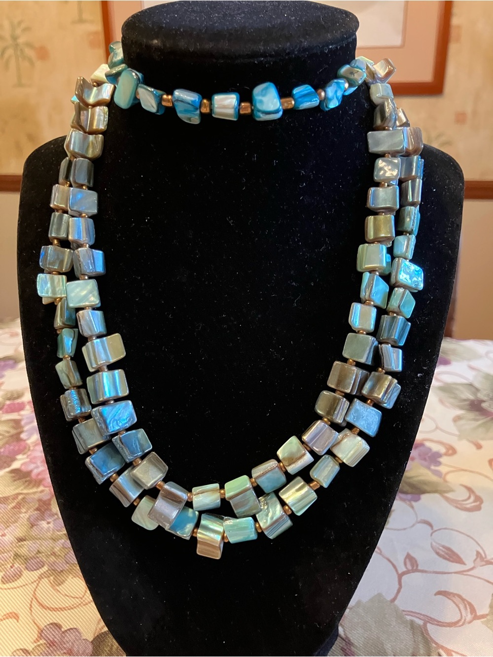DOUBLED STRANDED IRIDESCENT ABALONE BLUE-GREEN SHELL NECKLACE AND BRACELET